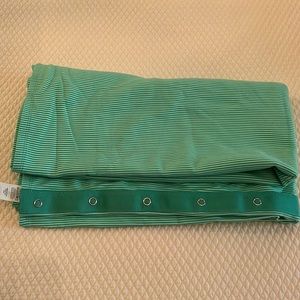 Lululemon scarf size 0/S green stripes